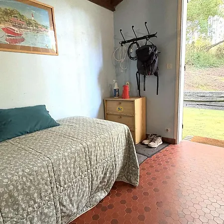Au Calme Avec Grand Jardin, Proche Commerces - Fr-1-736-67 Villa