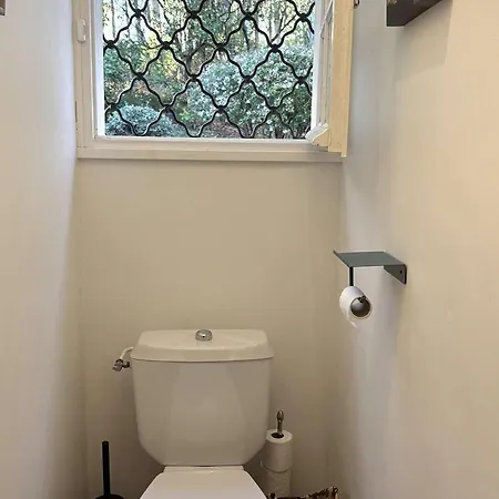 빌라 Au Calme Avec Grand Jardin, Proche Commerces - Fr-1-736-67 Le Canon