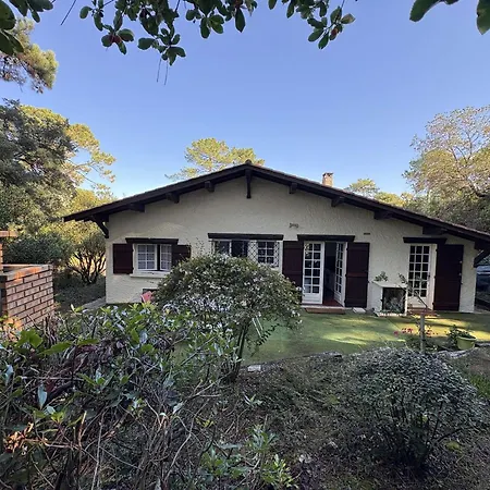 Au Calme Avec Grand Jardin, Proche Commerces - Fr-1-736-67 Βίλα *