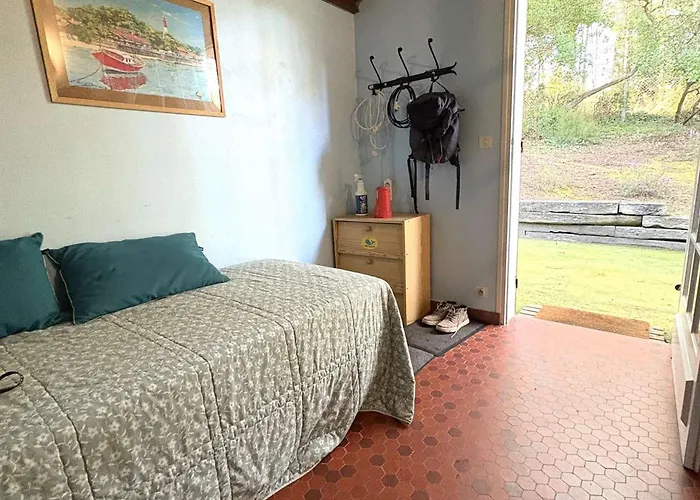 Au Calme Avec Grand Jardin, Proche Commerces - Fr-1-736-67 Villa